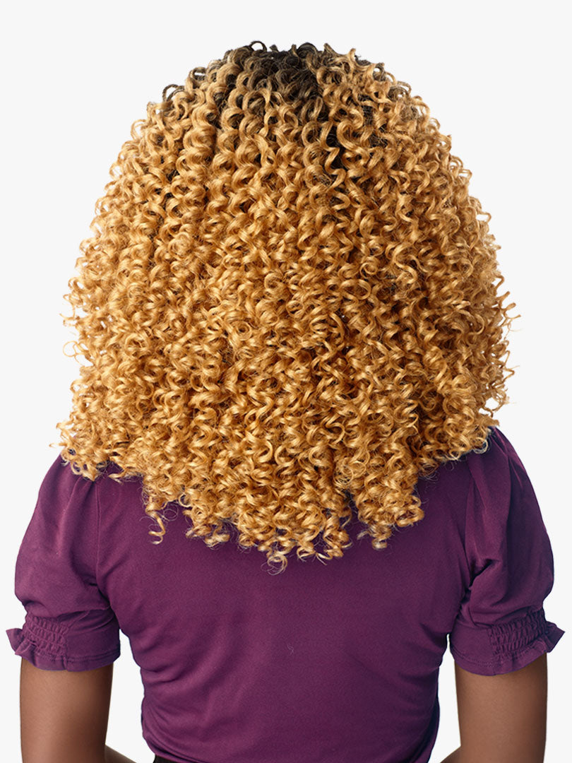 Back of person wearing Lulutress 2X Curly 3B crochet hair. Voluminous shoulder-length ombre blonde curls with dark roots.