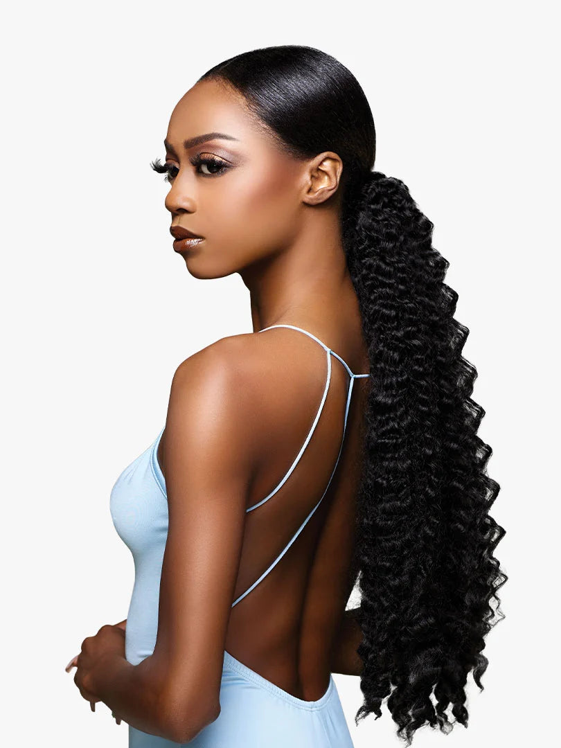 GLAMORA Glam Updo Unit 7: Woman with a sleek, pulled-back black high ponytail, featuring long, kinky-curly texture.