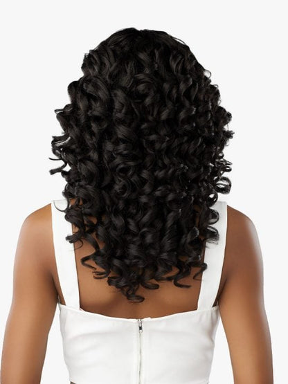 GLAMZY HD LACE CROWN WIG BAILEY