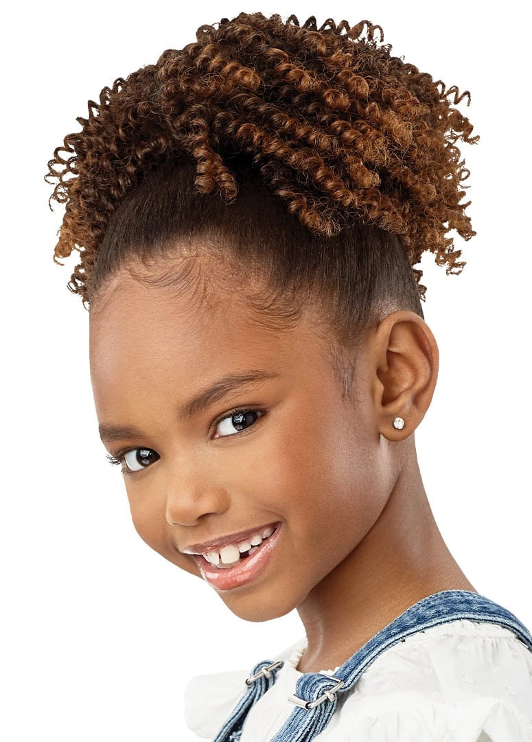 Smiling girl wears a LIL LOOKS Drawstring Ponytail, featuring voluminous, reddish-brown springy coils styled as a high puff.