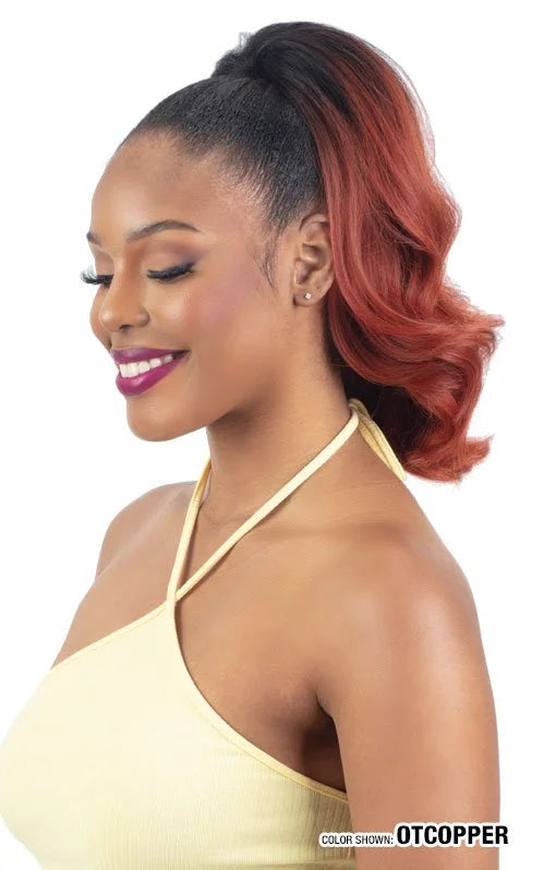A woman wears a Freetress Equal Lite Misty Wave 14" ponytail with dark roots and coppery-red waves.